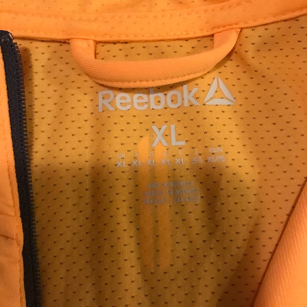 Reebok running 1/4 zip neon orange runner - Picture 3 of 4